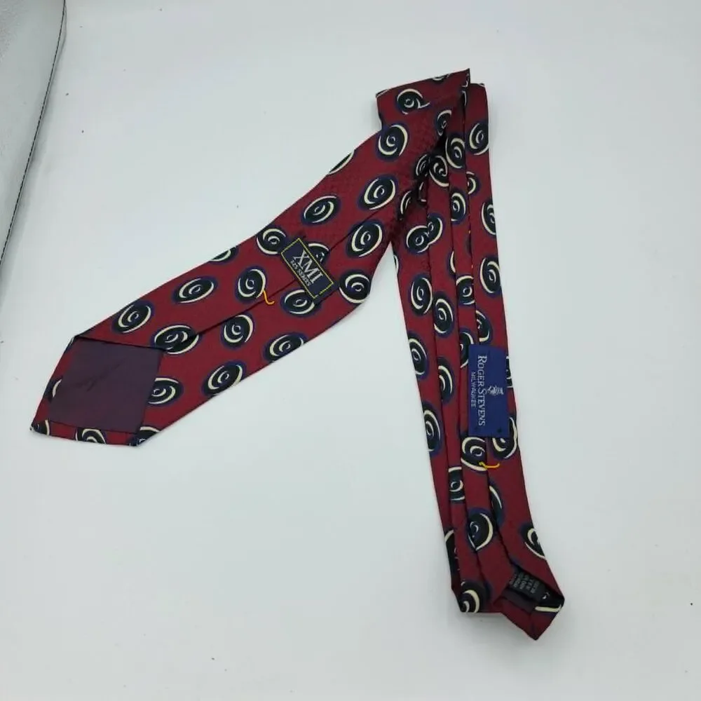 Italian Silk Roger Stevens Red blue Merlot paisley Men's necktie size 59 x 3.25